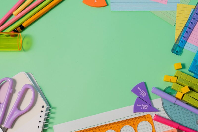 lista de artículos de papelería escolar